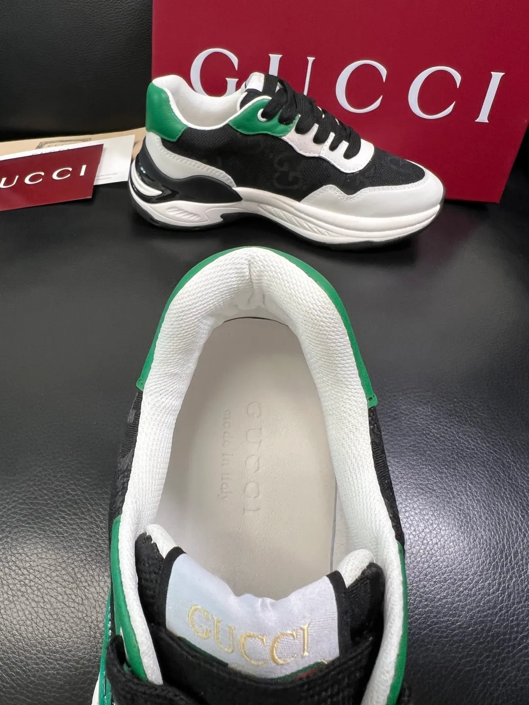 Men's shoes 💰800 Gucci top purchasing Gucci counter new model, original factory configuration imported cowhide from Italy with printed fabric, imported cowhide lining, breathable and comfortable, sole: original factory special sole is super comfortable, original factory and single goods are high quality, welcome to compare, code number 38-44 (customized 45)